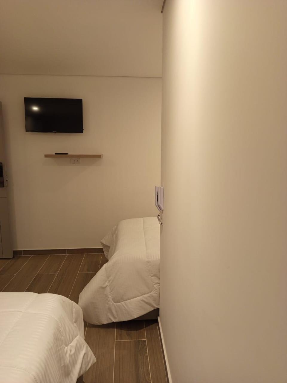 Hotel Saron โบโกตา ภายนอก รูปภาพ