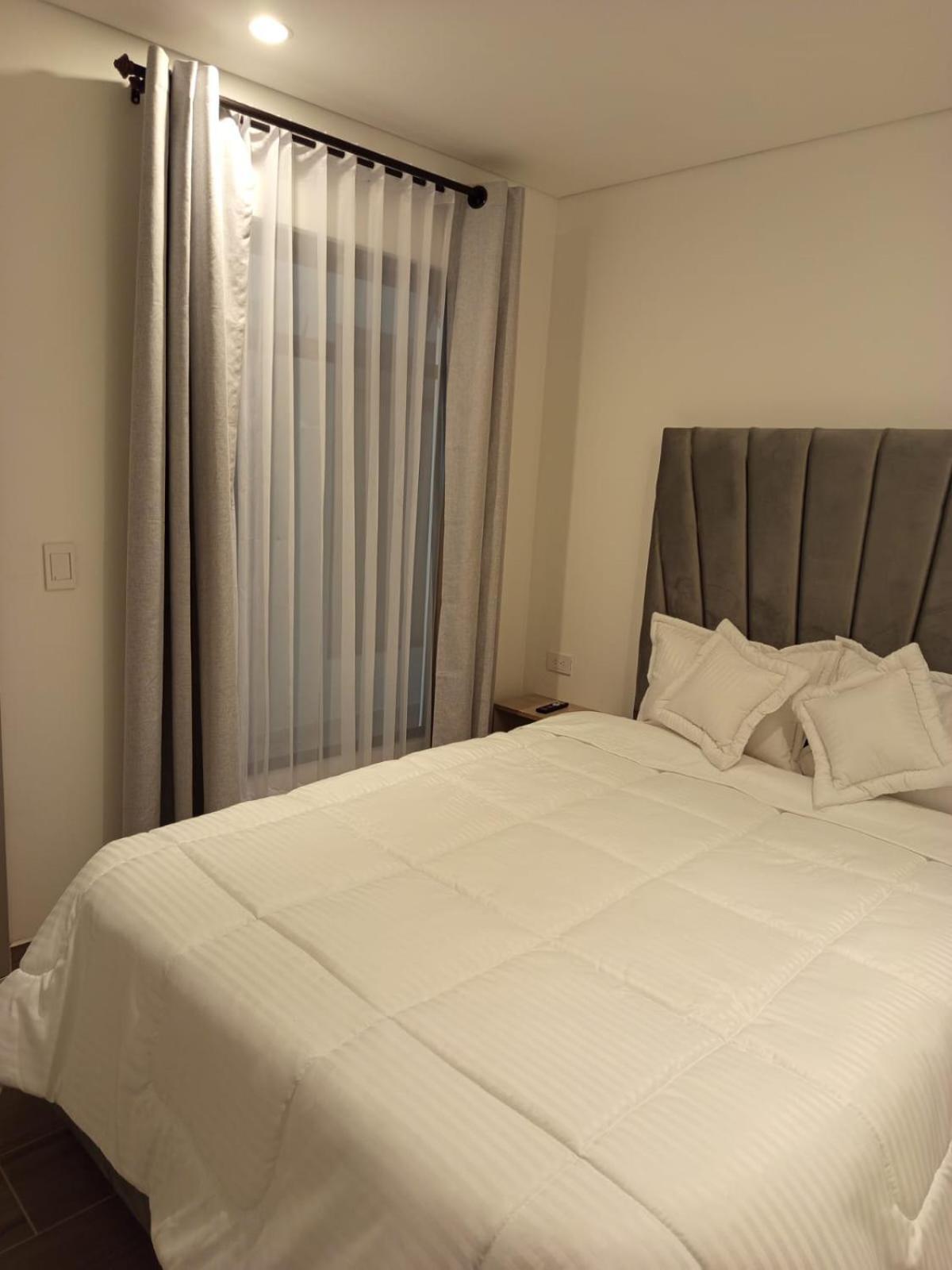 Hotel Saron โบโกตา ภายนอก รูปภาพ