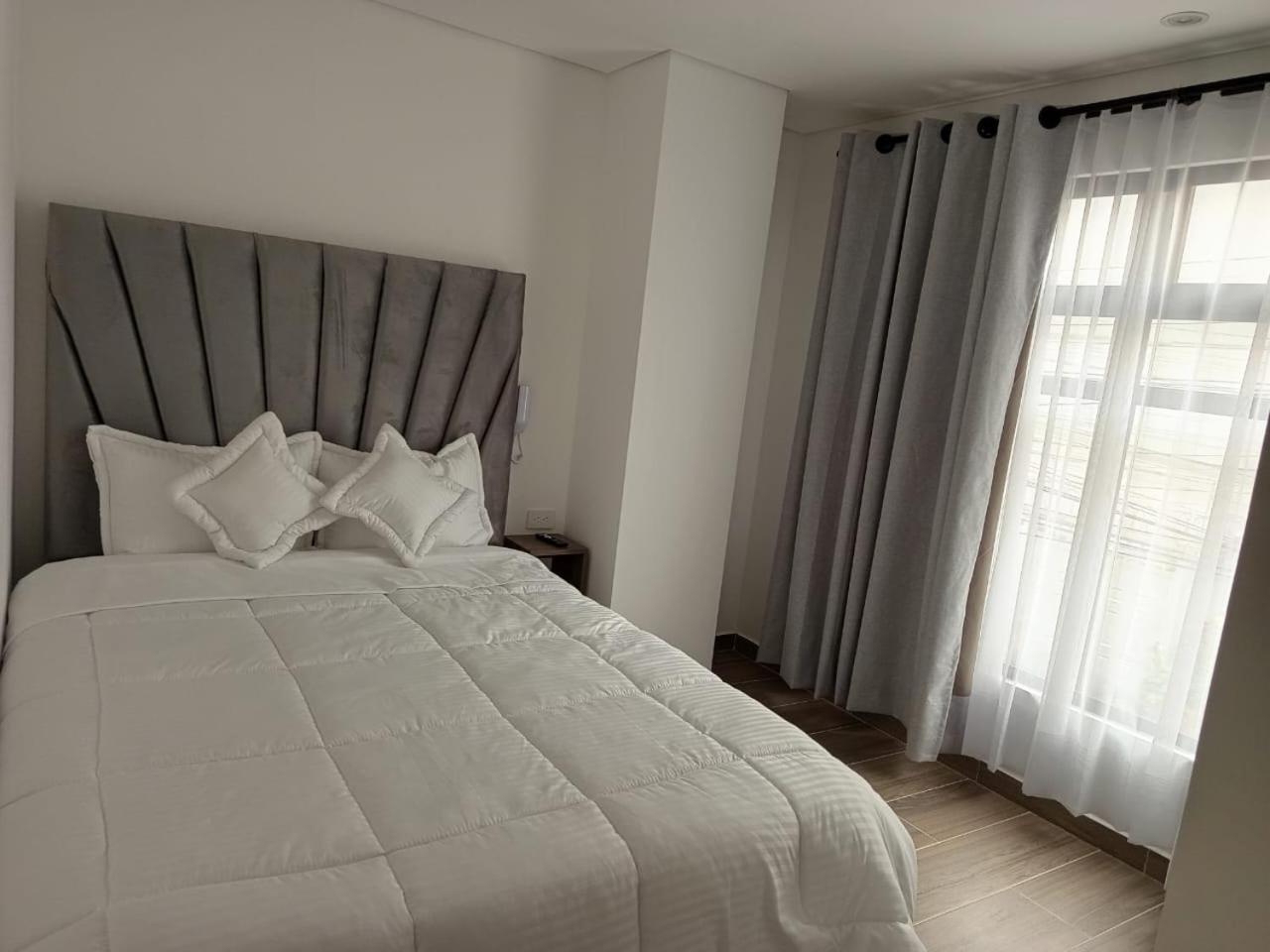 Hotel Saron โบโกตา ภายนอก รูปภาพ