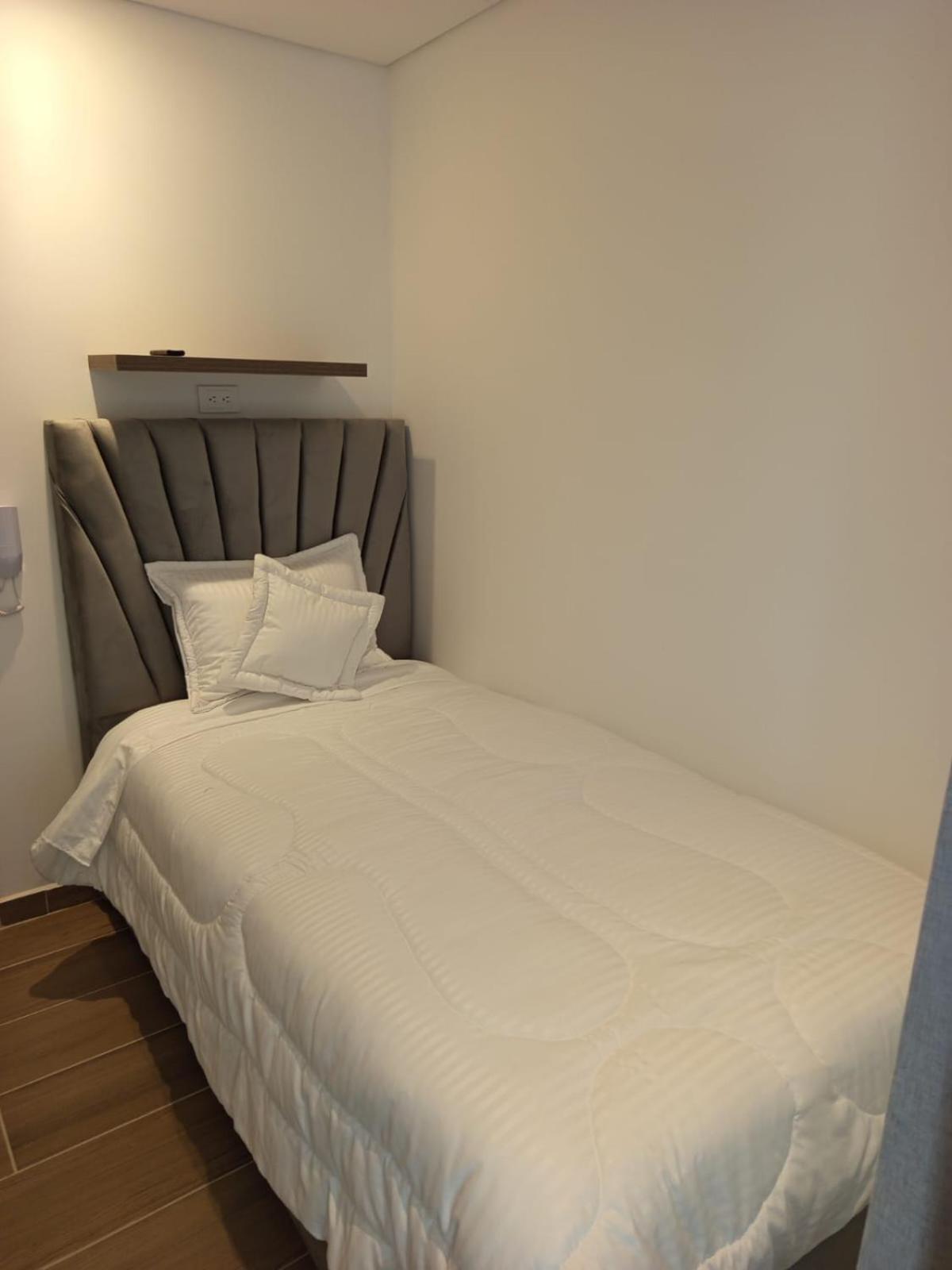 Hotel Saron โบโกตา ภายนอก รูปภาพ