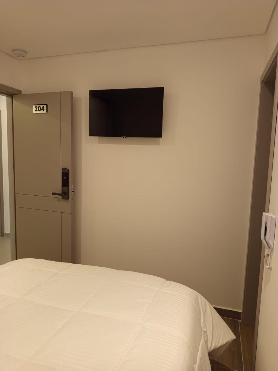 Hotel Saron โบโกตา ภายนอก รูปภาพ